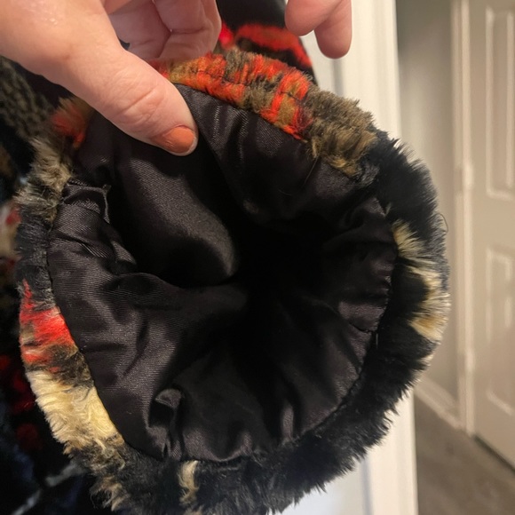 Vintage Faux Fur Coat - Picture 11 of 16